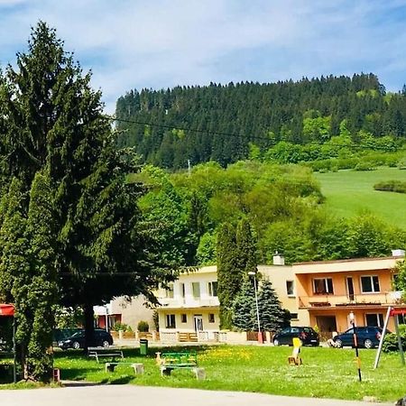 Rodinny Retro Domcek Dolny Kubin Bagian luar foto